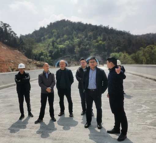 绵九公司总经理傅舰锋调研检查江油代表处生产建设工作.jpg