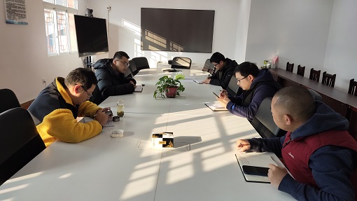 平通代表处党支部开展组织生活会前集中学习.jpg