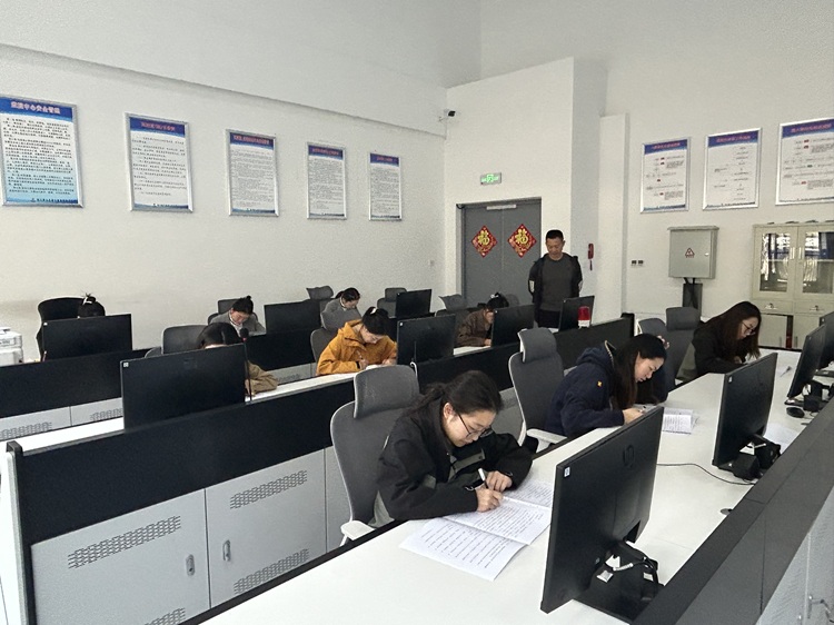 业务考试.jpg