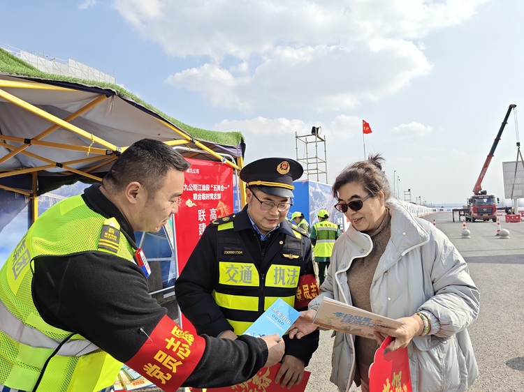 宣传活动照片 (2).jpg